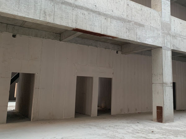 ALC板內(nèi)墻施工現(xiàn)場(chǎng) 6.jpg